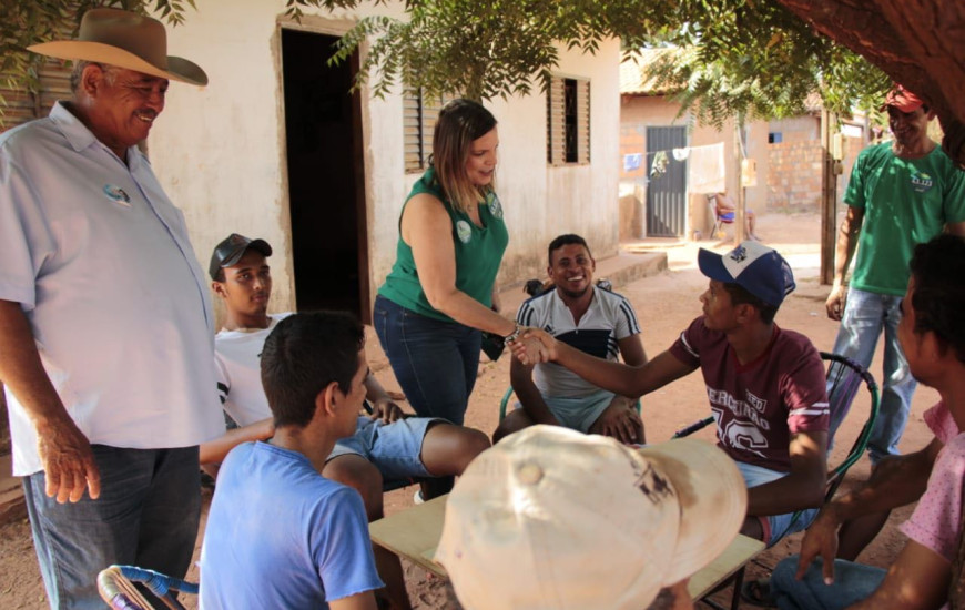 Cláudia Lelis cumpre agenda política no Norte do TO