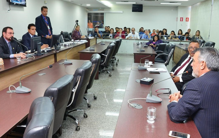 Na proposta, a Defensoria Pública propõe reajuste de 5,07%.