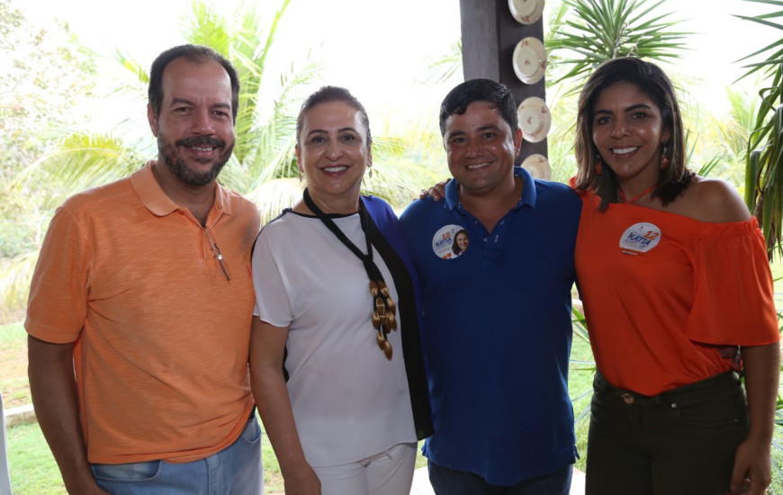 Candidata recebe apoio de vereador da Capital