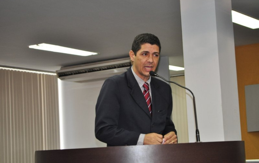 Valdemar Junior defende Marcelo Miranda