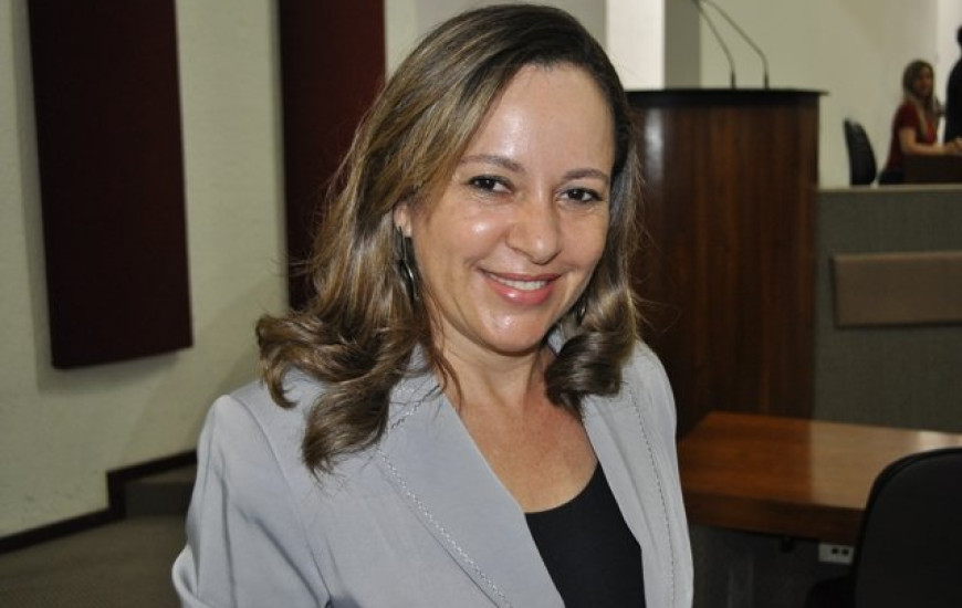Deputada Josi Nunes (PMDB)