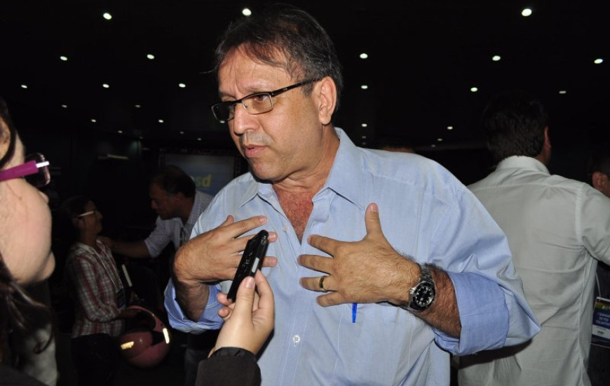 Candidato diz que Sandoval assumiu herança