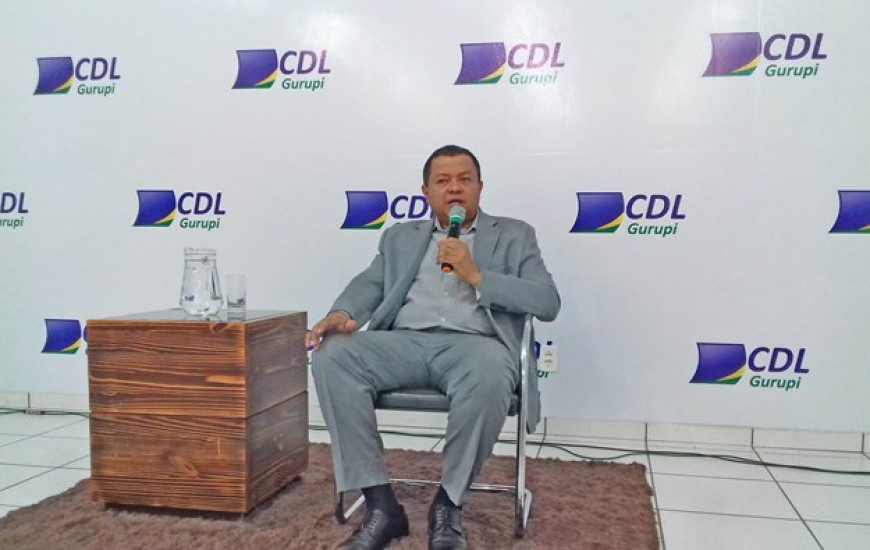 Márlon Reis conversa com empresariado de Gurupi