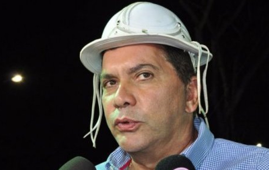 Amastha atrasa para entrevista coletiva