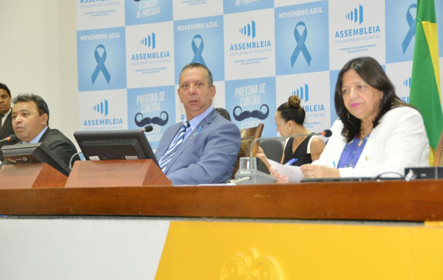 Sessão que aprovou os projetos ocorreu nesta terça, 05