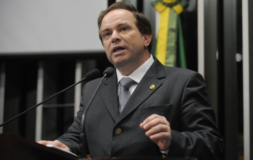 João Costa: nota dura questiona parecer de Britto