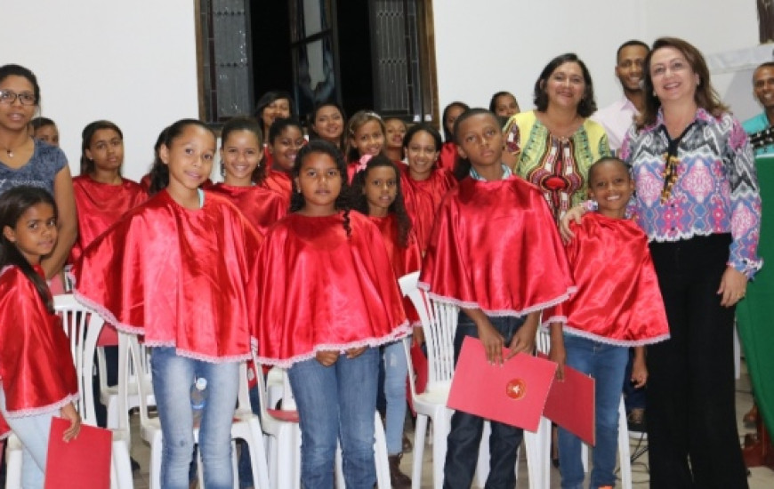 Senadora prestigiou festa religiosa em Santa Rosa