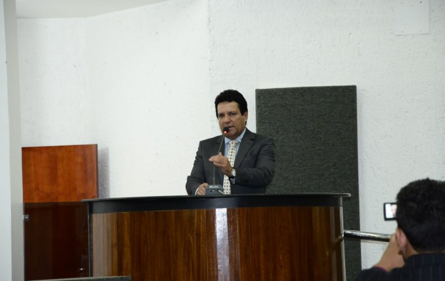 Damaso: reajustando com Brasília