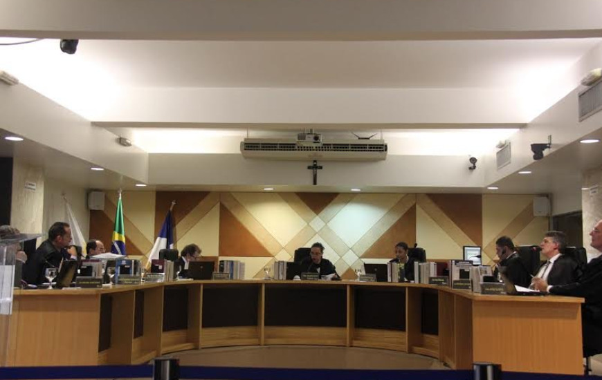 Pleno do TRE começa julgamentos de processos