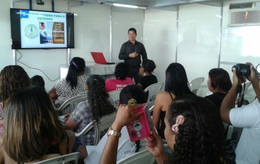 Sebrae divulga o turismo regional em Exposição