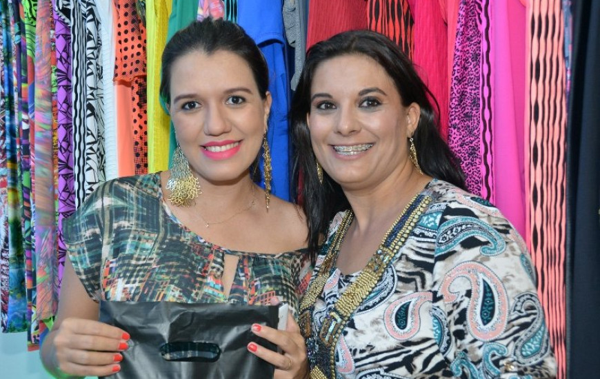 Lilian Aredes e Caroline Spricigo