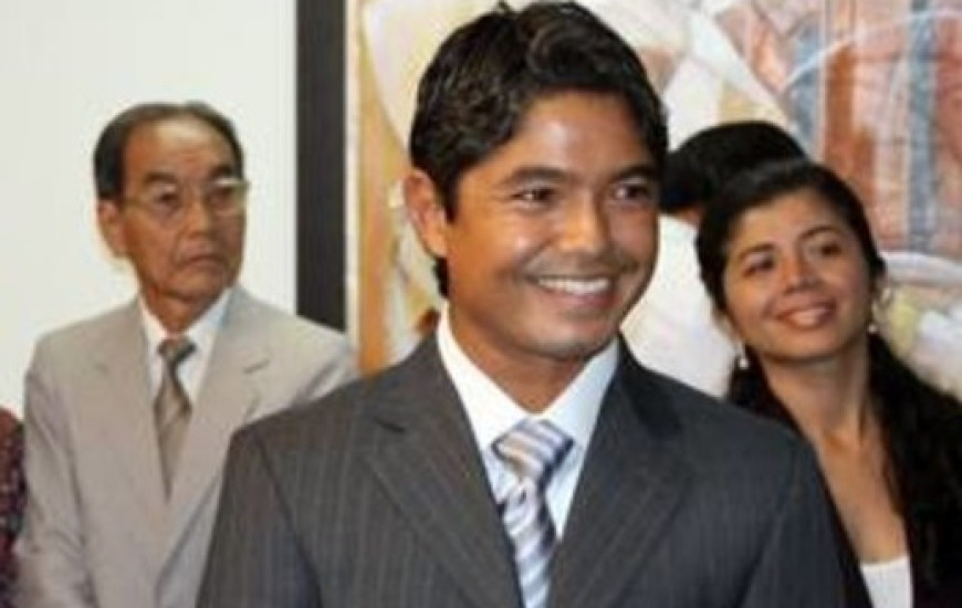 Denúncia destaca que Alan Ide descumpriu decisão judicial.