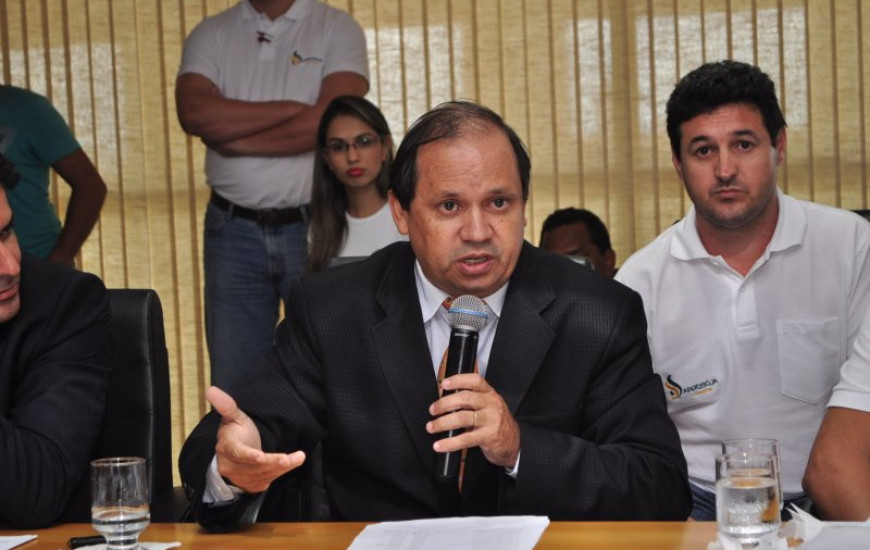 Eli Borges confirma que é o candidato do PROS