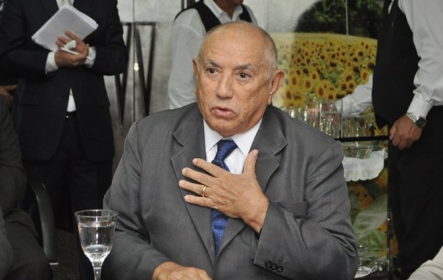 Quase 40% não aprovam governo de Siqueira