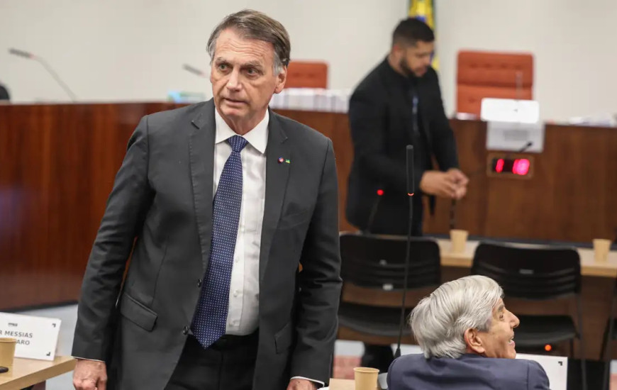 PGR pede a condenação do ex-presidente Jair Bolsonaro e de mais sete 