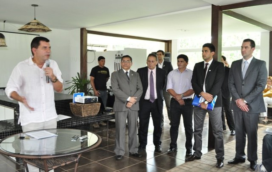 Amastha empossa novos secretários