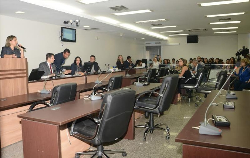 Foi realizada uma audiência de prestação de contas