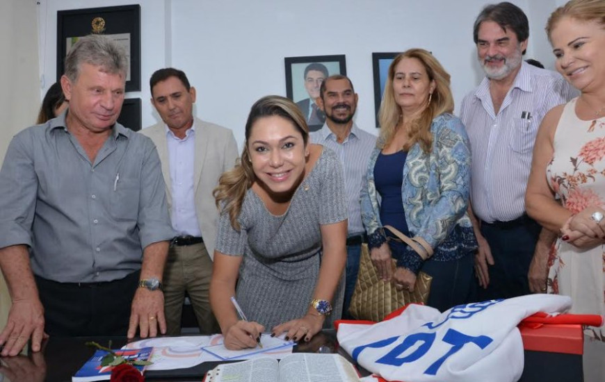 Luana filia-se ao PDT