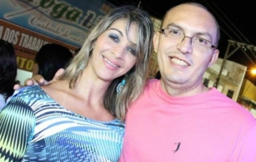 Crime ocorreu na casa do casal.