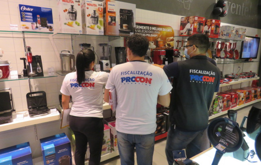 Cada estabelecimento tem sua política de troca.