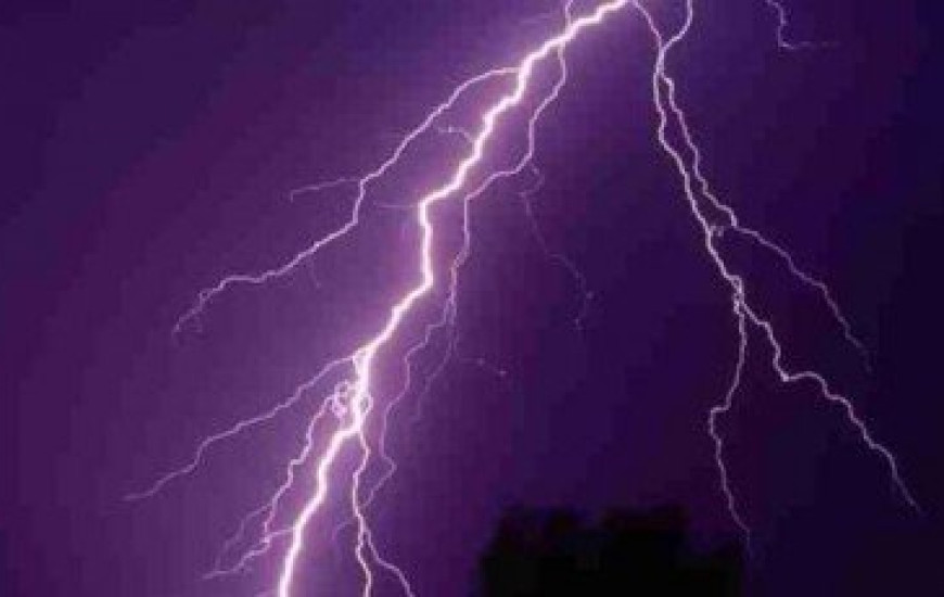 Raio matou duas mulheres na hora