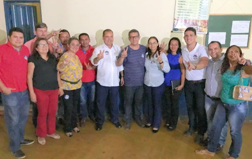 Prefeita de Barro do Ouro, Lena Oliveira, declara apoio a Vicentinho