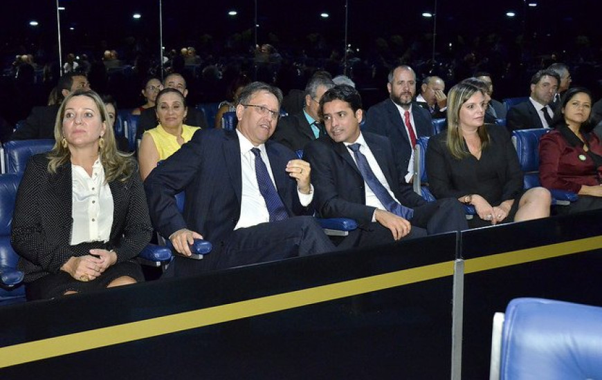 Lideranças prestigiam posse no Senado