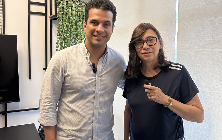 Irajá em entrevista a Roberta Tum nesta segunda, 20