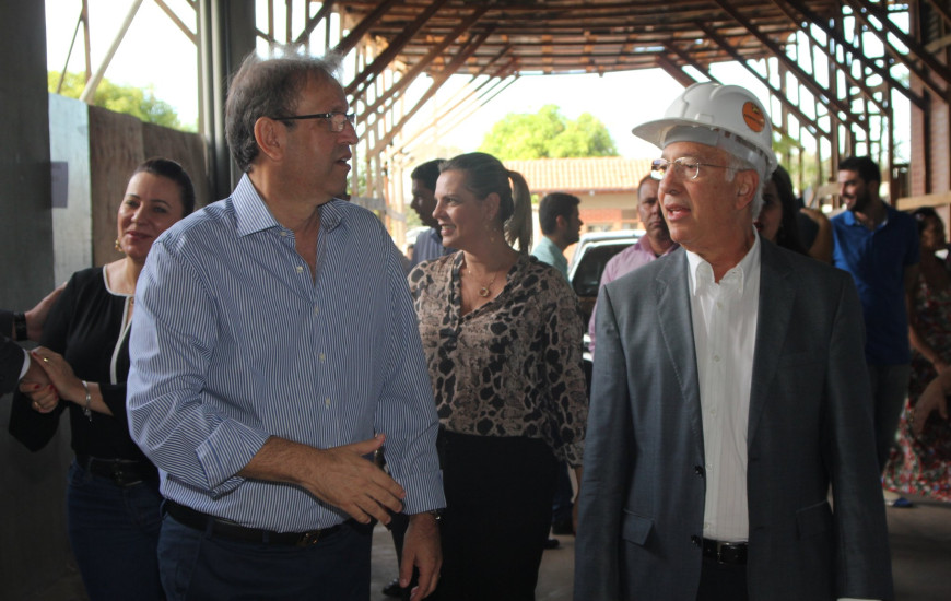 Governador percorre corredores da nova ala do HGP