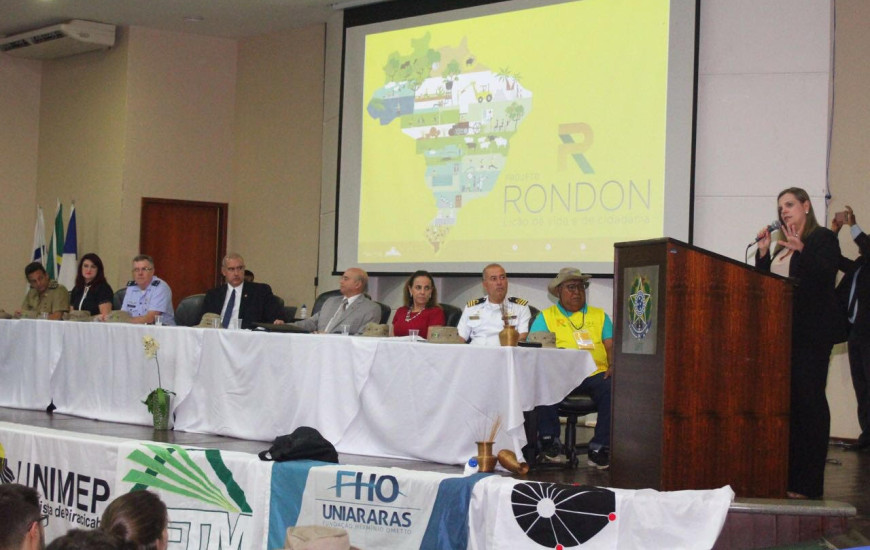 Claudia Lelis ressalta importância de projeto