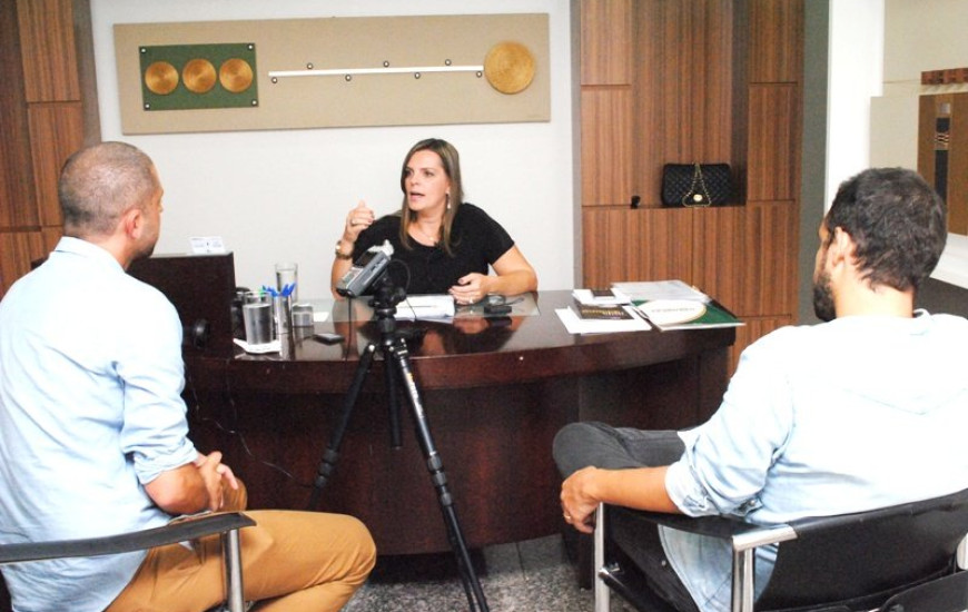 Vice-governadora é uma das personagens principais