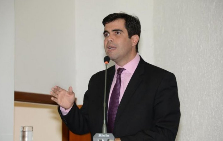 Ricardo Ayres apresenta resultado de audiência