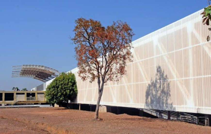 Obras devem ser retomadas