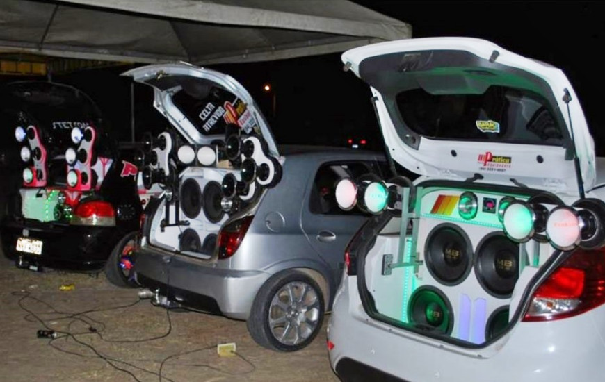 Lei prevê limites para o uso de som automotivo