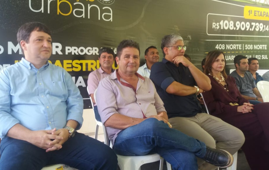 Vandim da Cerâmica entre Fabiano e Trabulssi