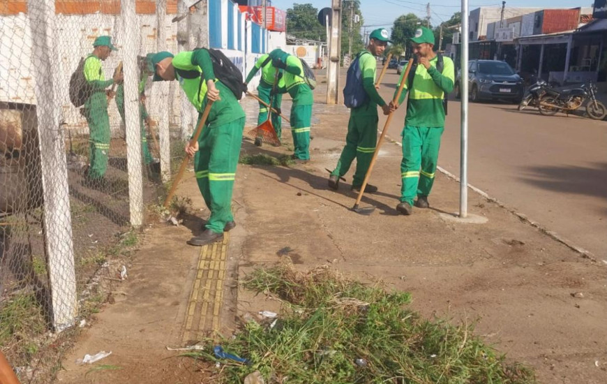 Limpeza começou pelas Feiras das Quadras Arno 33 e 61 (307 Norte e 503 Norte)
