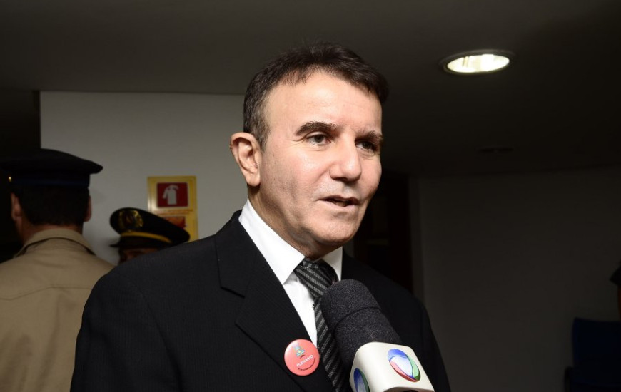 Eduardo Siqueira se defende de acusações