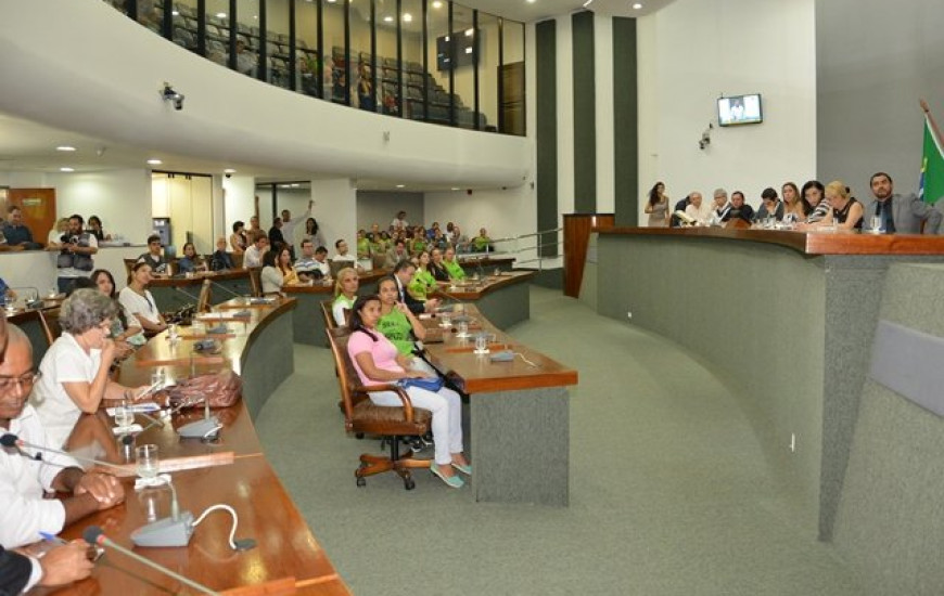Reunião discute situação da saúde no Estado