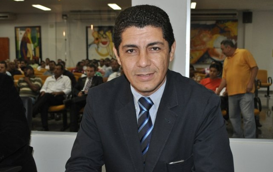 Candidato a deputado Valdemar Júnior