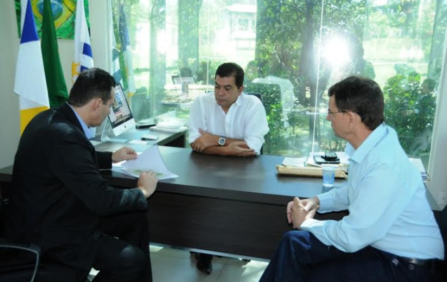 Reunião aconteceu esta manhã