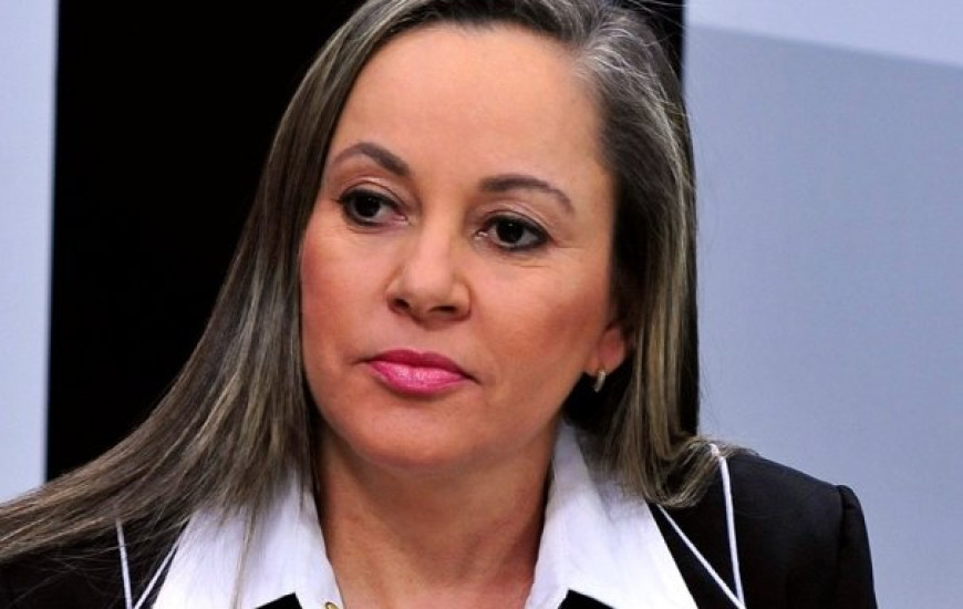 Josi contesta declarações de Júlio César Brasil