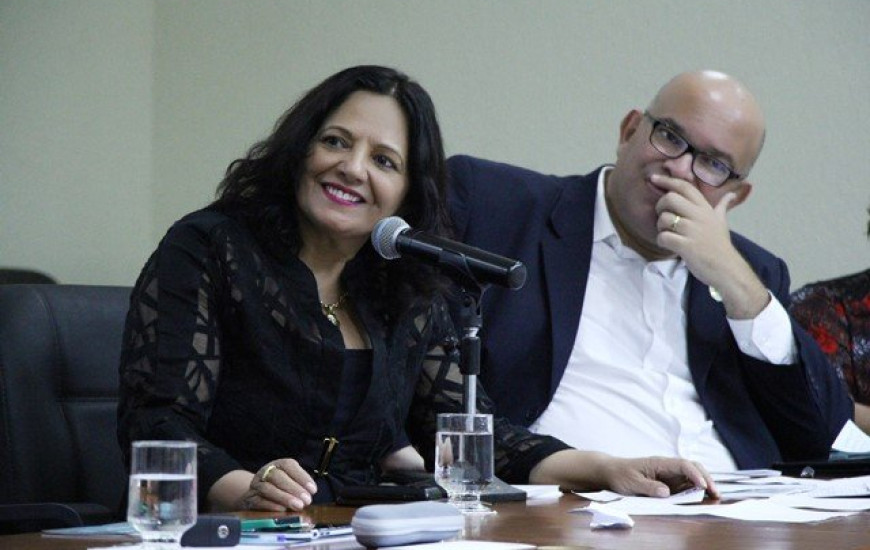 Valderez e Melck Aquino debatem Cultura na AL