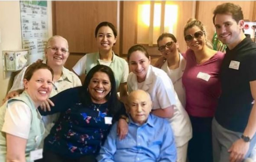 "Obrigado pelo carinho e atenção com meu Paizin!", disse Henrique