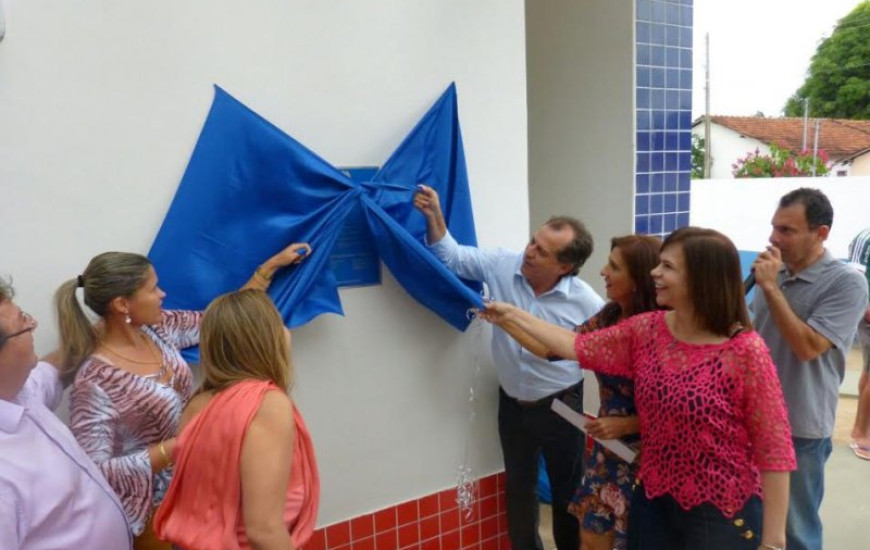 Dorinha em inaugurações em Colméia