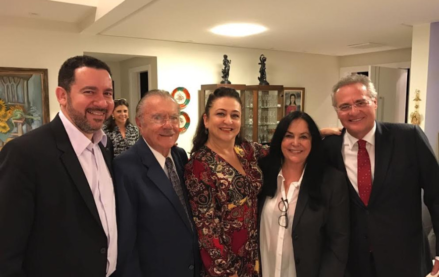 Senadora reúne parlamentares e membros do PMDB