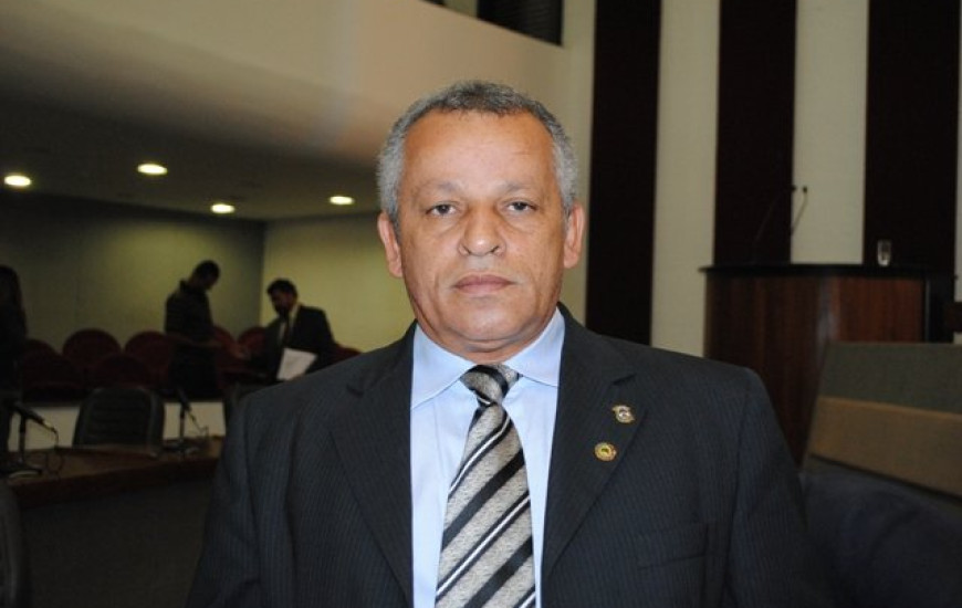 Deputado Iderval Silva (PMDB)