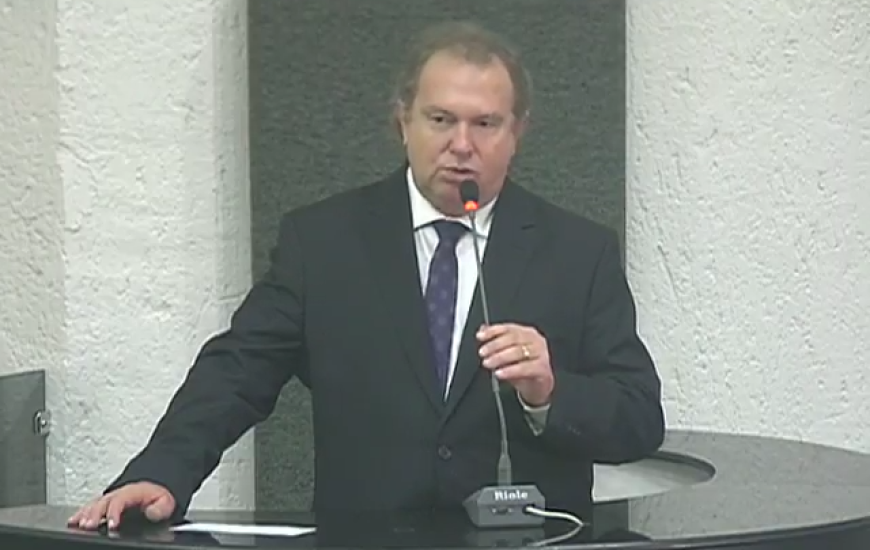 Governador interino Mauro Carlesse