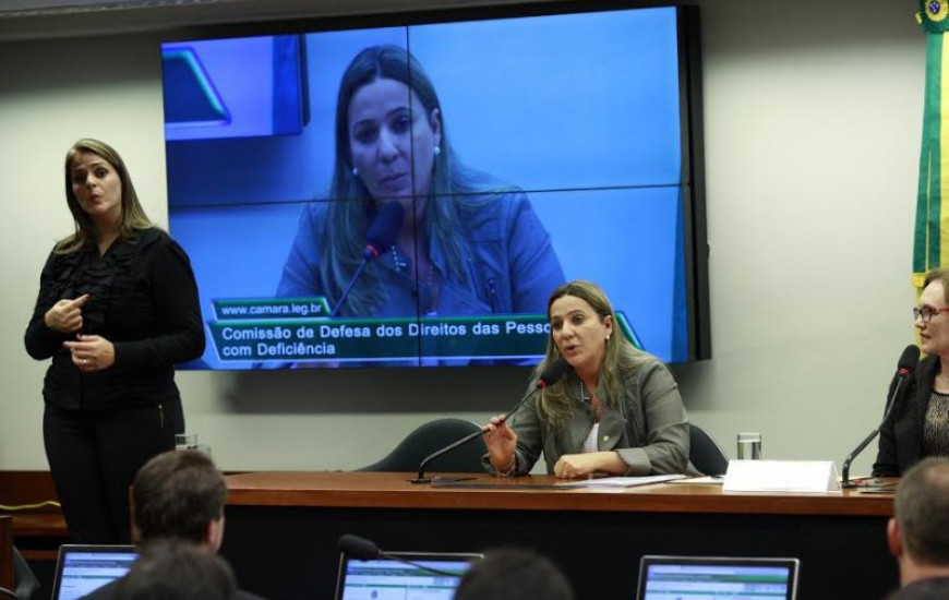 Deputada federal Dulce Miranda