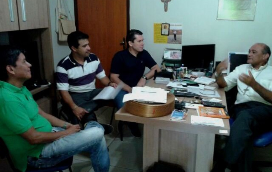 Reunião define campanha contra caixa 2