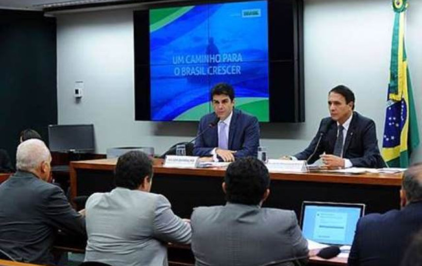 Gaguim inclui emenda substitutiva na LDO